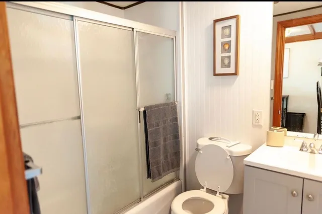 $2,500 | 226 Ocean Boulevard, Seabrook, NH 03874