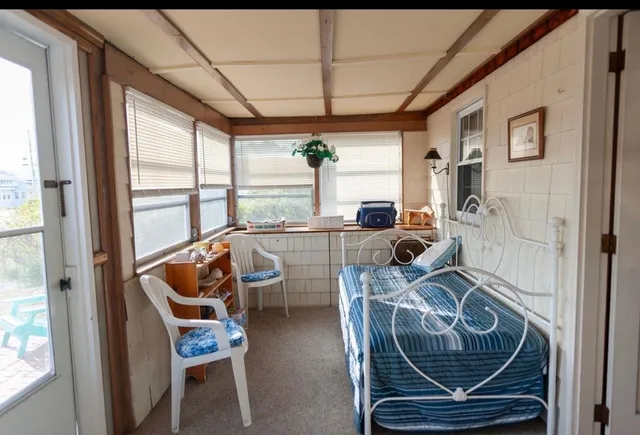 $2,500 | 226 Ocean Boulevard, Seabrook, NH 03874