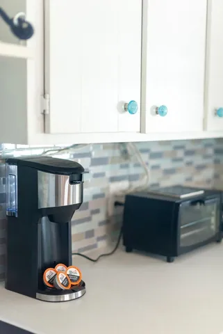 $2,500 | 226 Ocean Boulevard, Seabrook, NH 03874