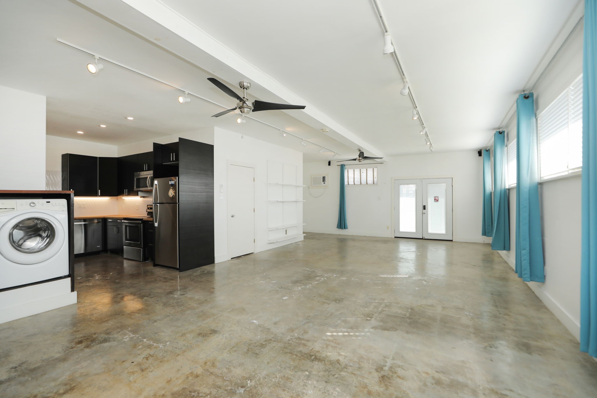 2215 Cleburne Street Houston, TX 77004 - Photo 13 of 21 a view of a kitchen with a stove cabinets and a kitchen