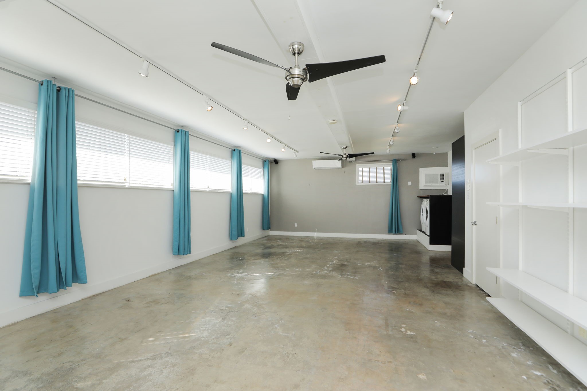 2215 Cleburne Street Houston, TX 77004 - Photo 5 of 21 a view of a hallway with windows