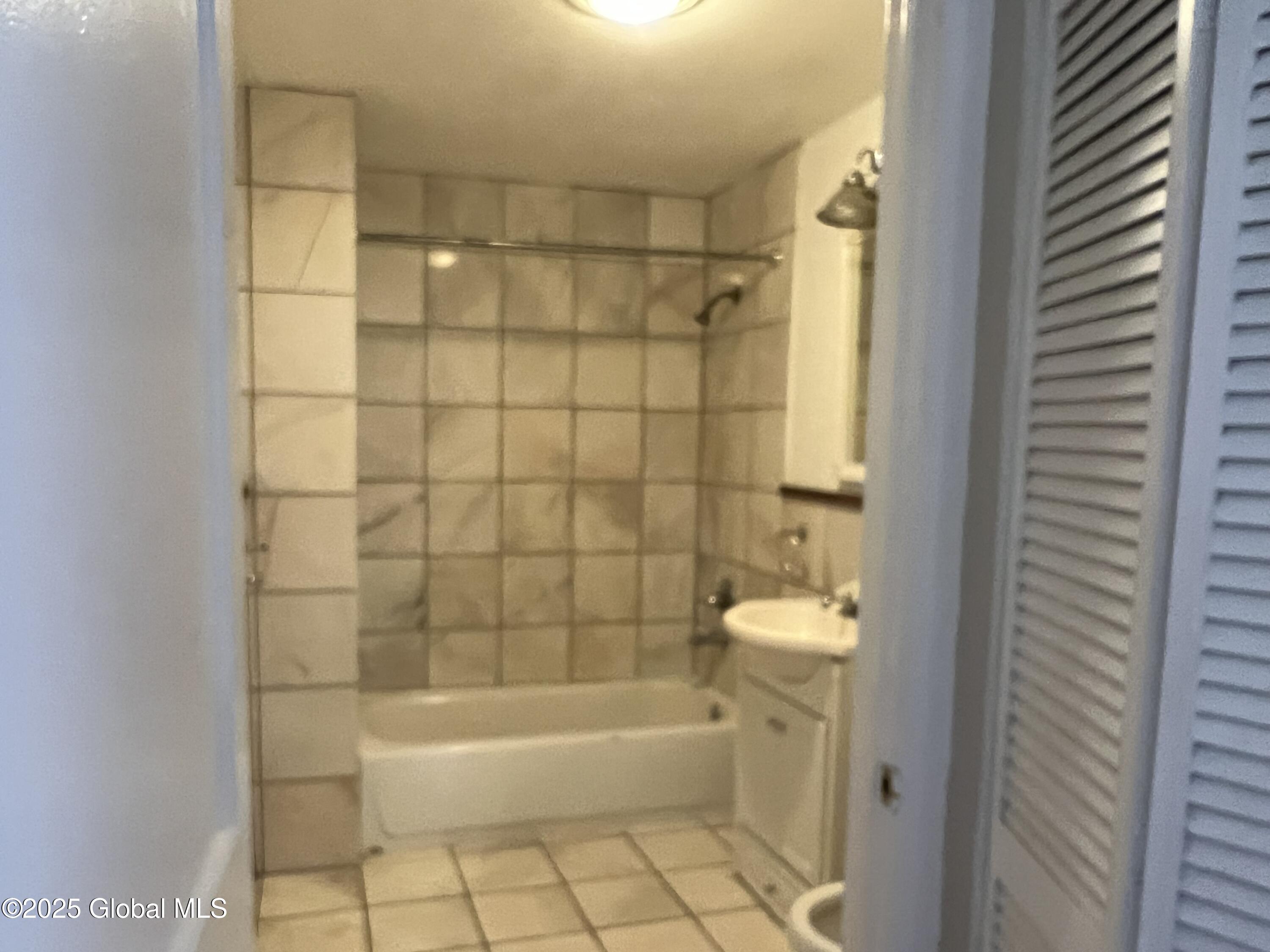 5 Broadway, Unit 503 Troy, NY 12180 - Photo 15 of 32 IMG_7017