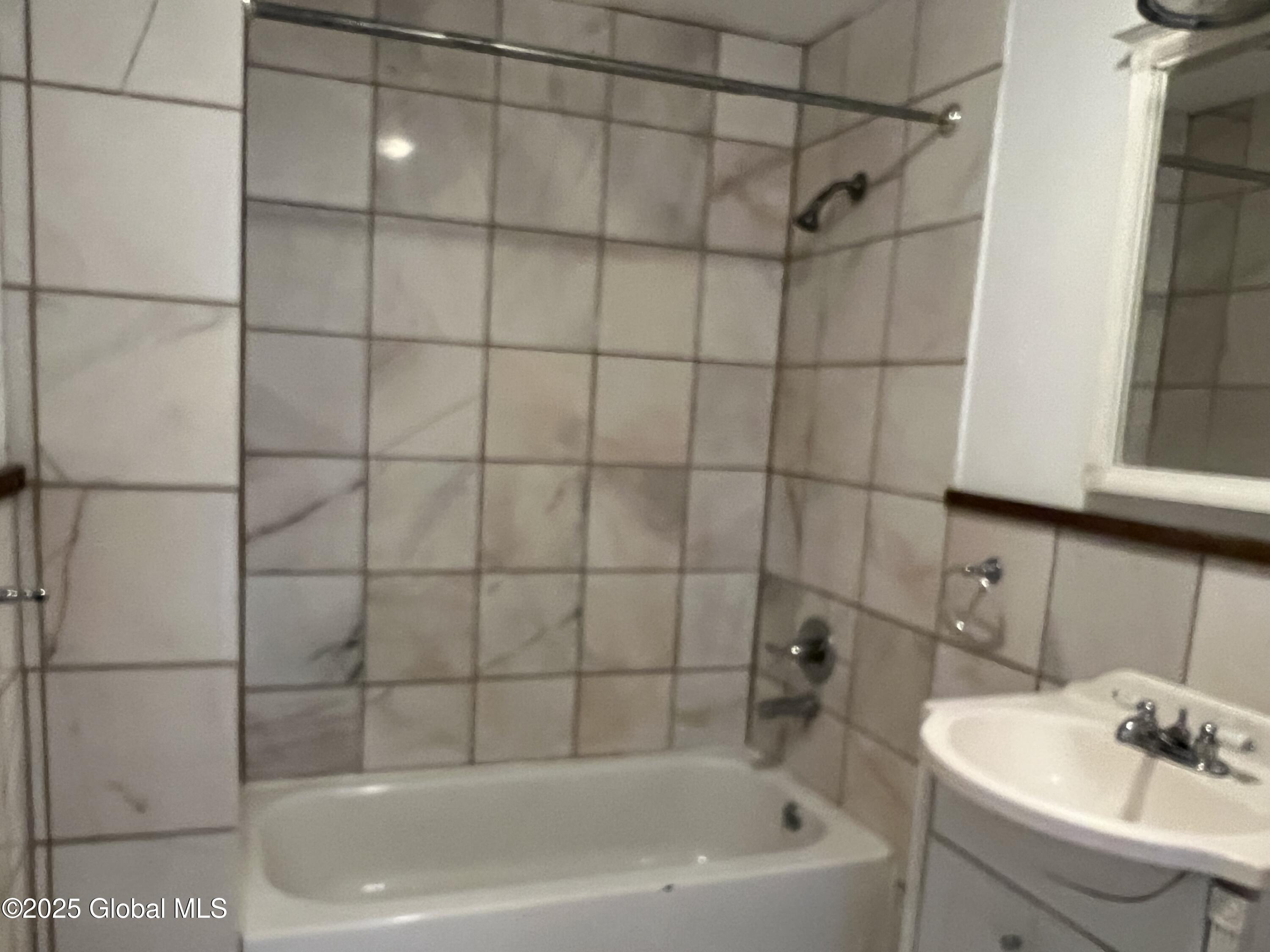 5 Broadway, Unit 503 Troy, NY 12180 - Photo 16 of 32 IMG_7018