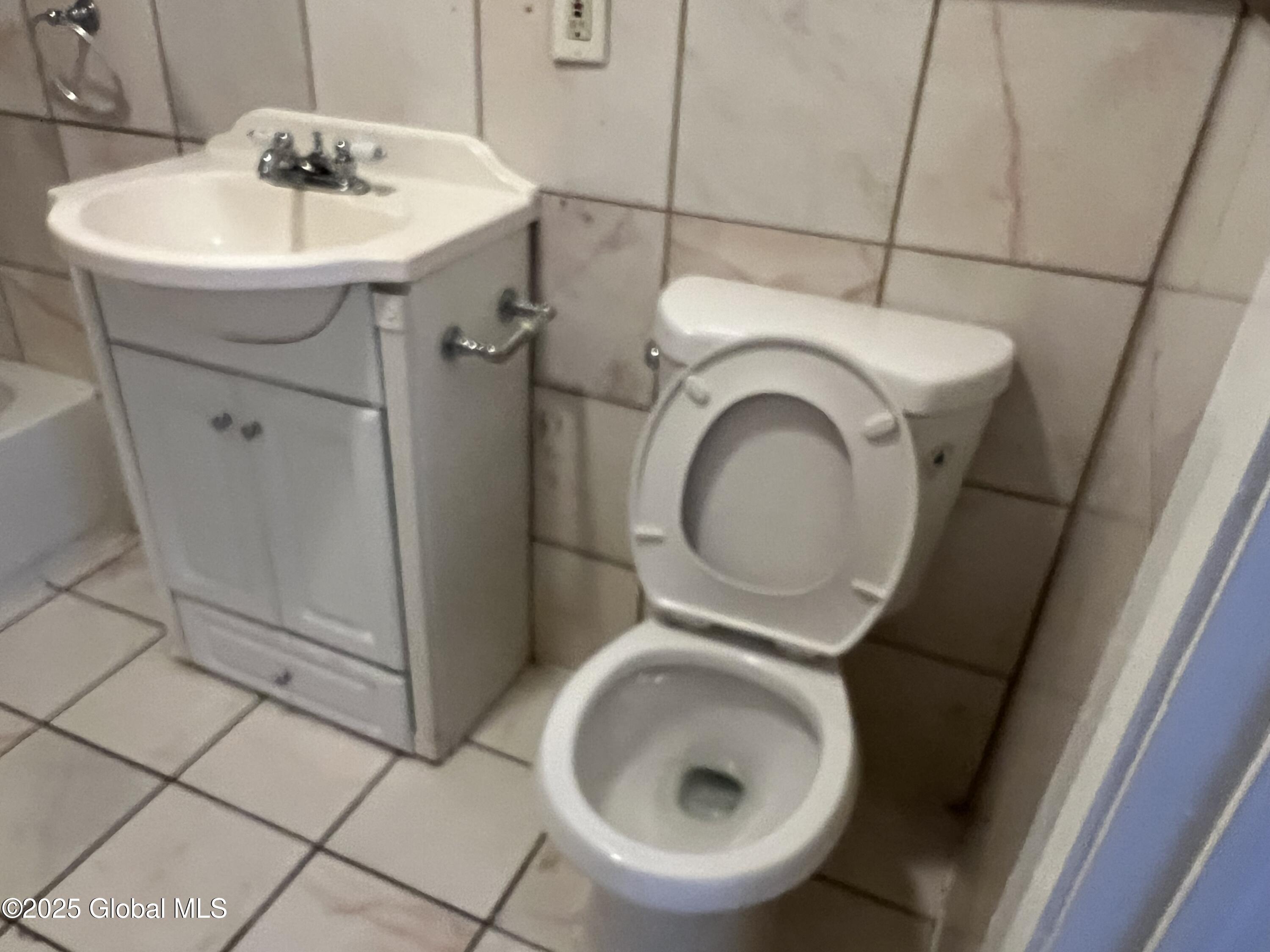 5 Broadway, Unit 503 Troy, NY 12180 - Photo 17 of 32 IMG_7019