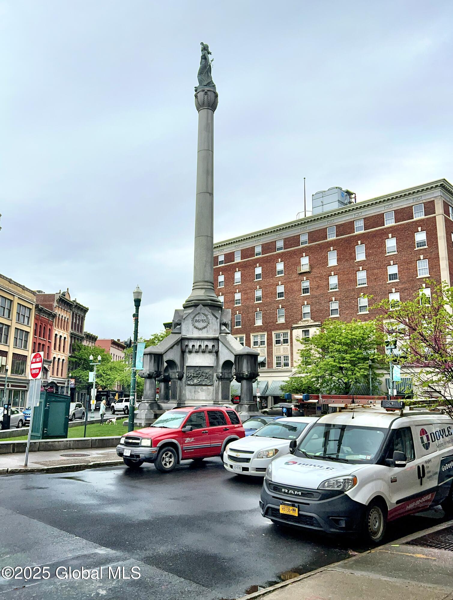 5 Broadway, Unit 503 Troy, NY 12180 - Photo 2 of 32 IMG_5410