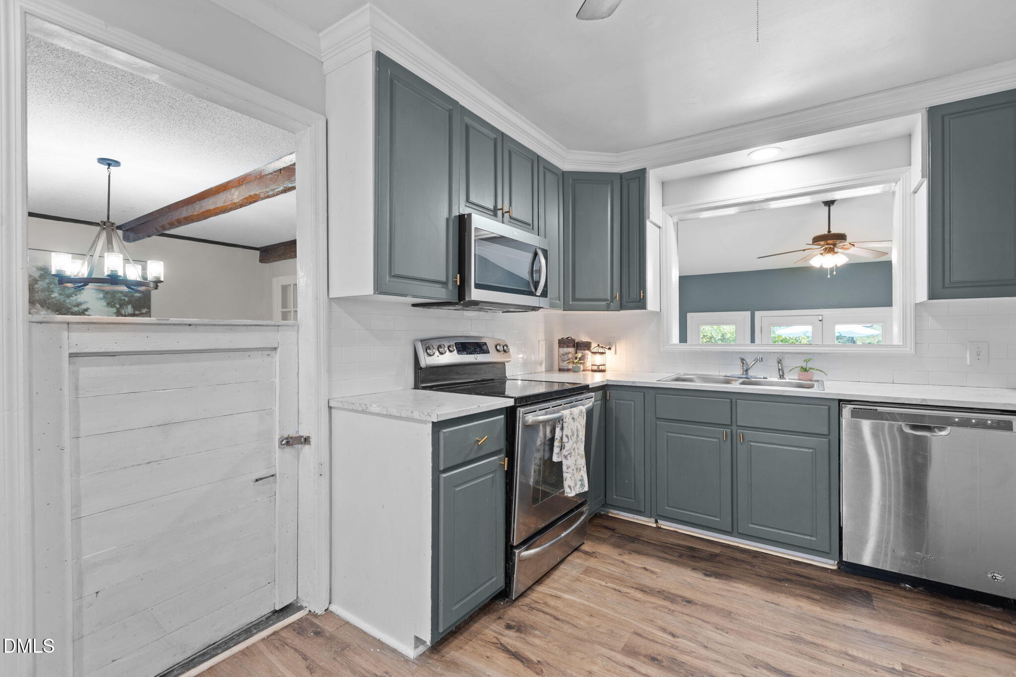 7309 Rouse Road Holly Springs, NC 27540 - Photo 5 of 52 10-web-or-mls-2N6A6315
