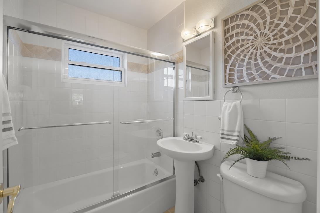 2510 Villanova Road San Jose, CA 95130 - Photo 13 of 21 a bathroom with a sink a toilet and shower