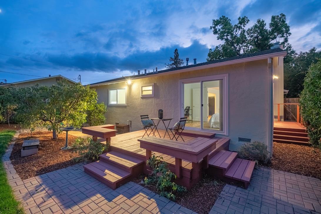 2510 Villanova Road San Jose, CA 95130 - Photo 14 of 21 a view of a patio with table and chairs and potted plants