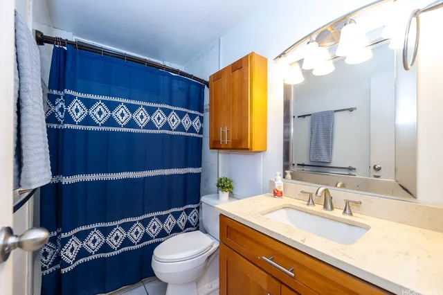 a view of an empty room with window