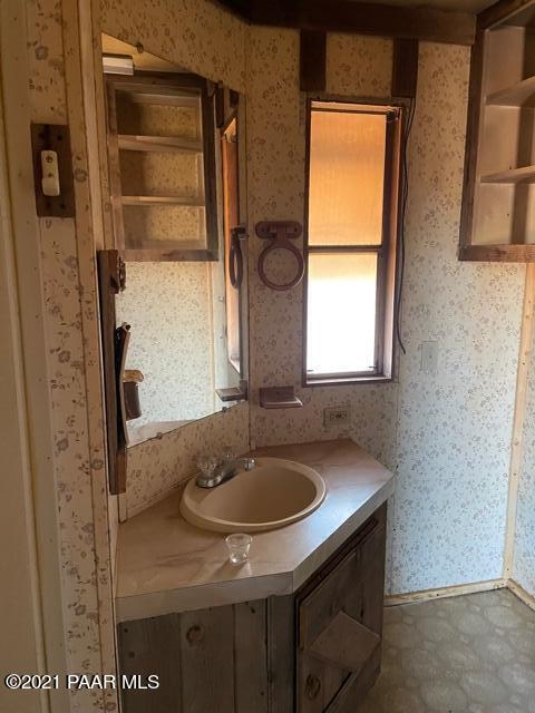 55567 Lago Road Seligman, AZ 86337 - Photo 13 of 50 IMG_0905