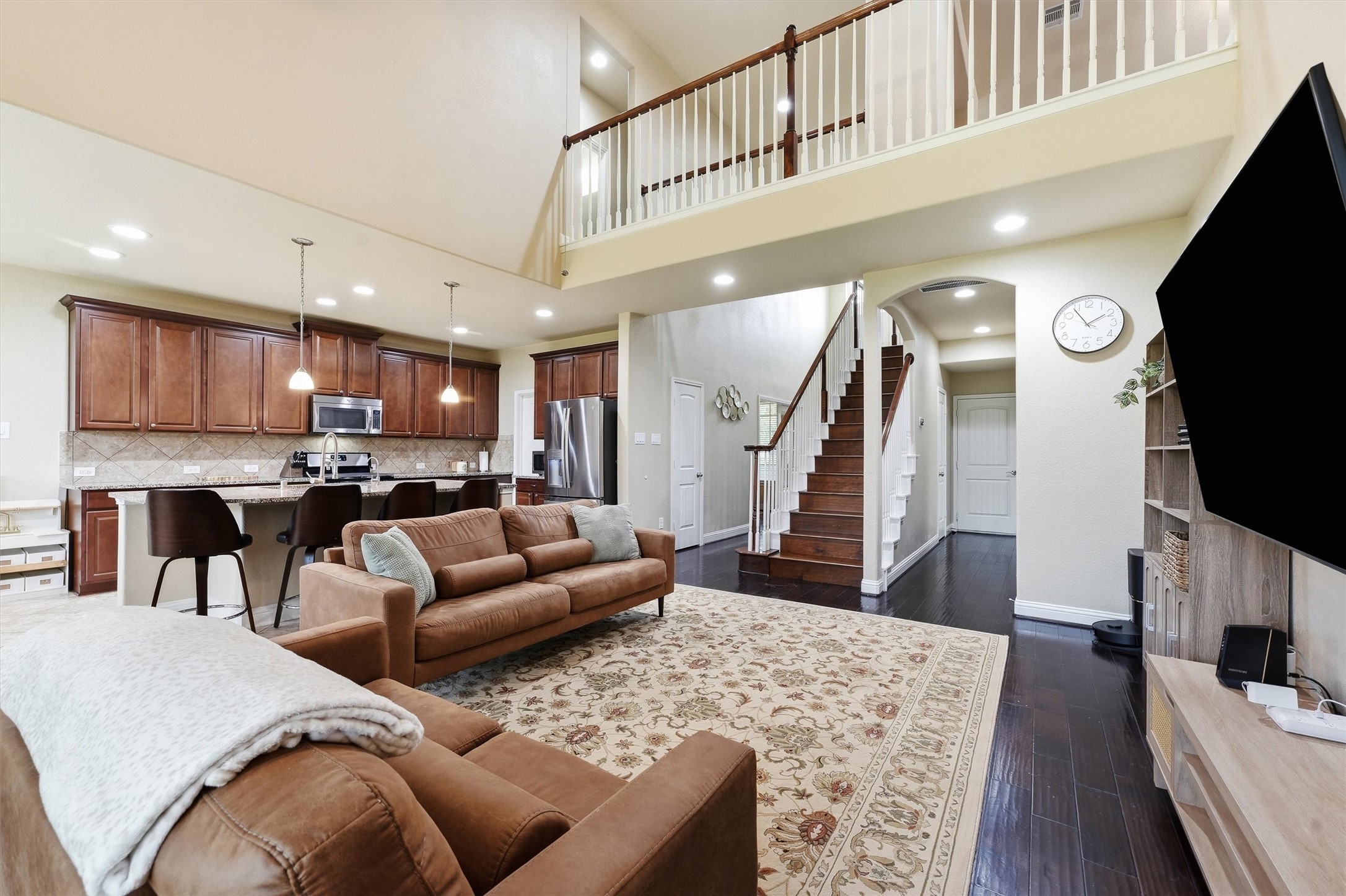1908 Sunset Terrace Lane Pearland, TX 77089 - Photo 6 of 35 Open living with soaring ceilings.