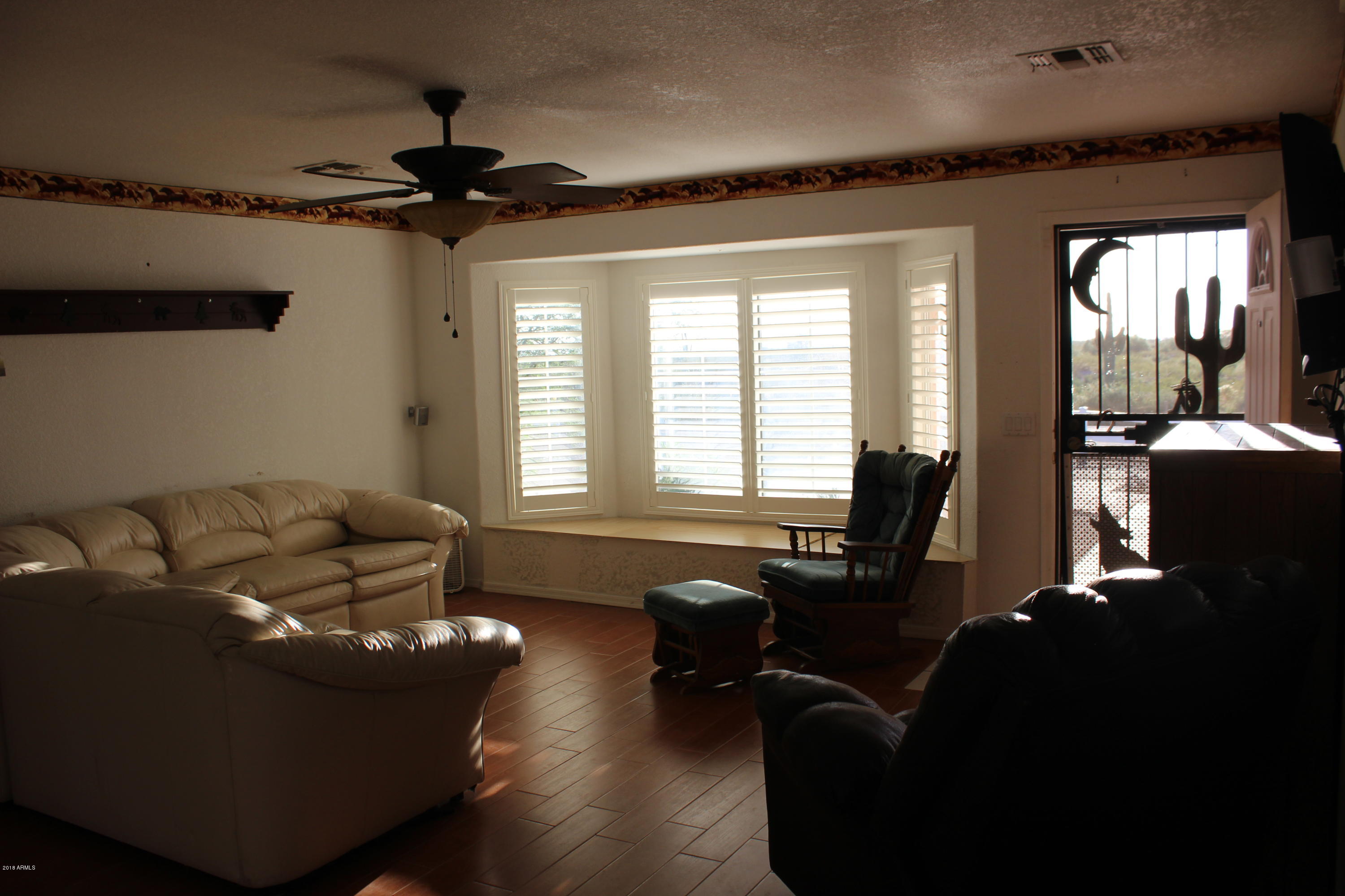 1351 North Tomahawk Road Apache Junction, AZ 85119 - Photo 5 of 43 Greatroom