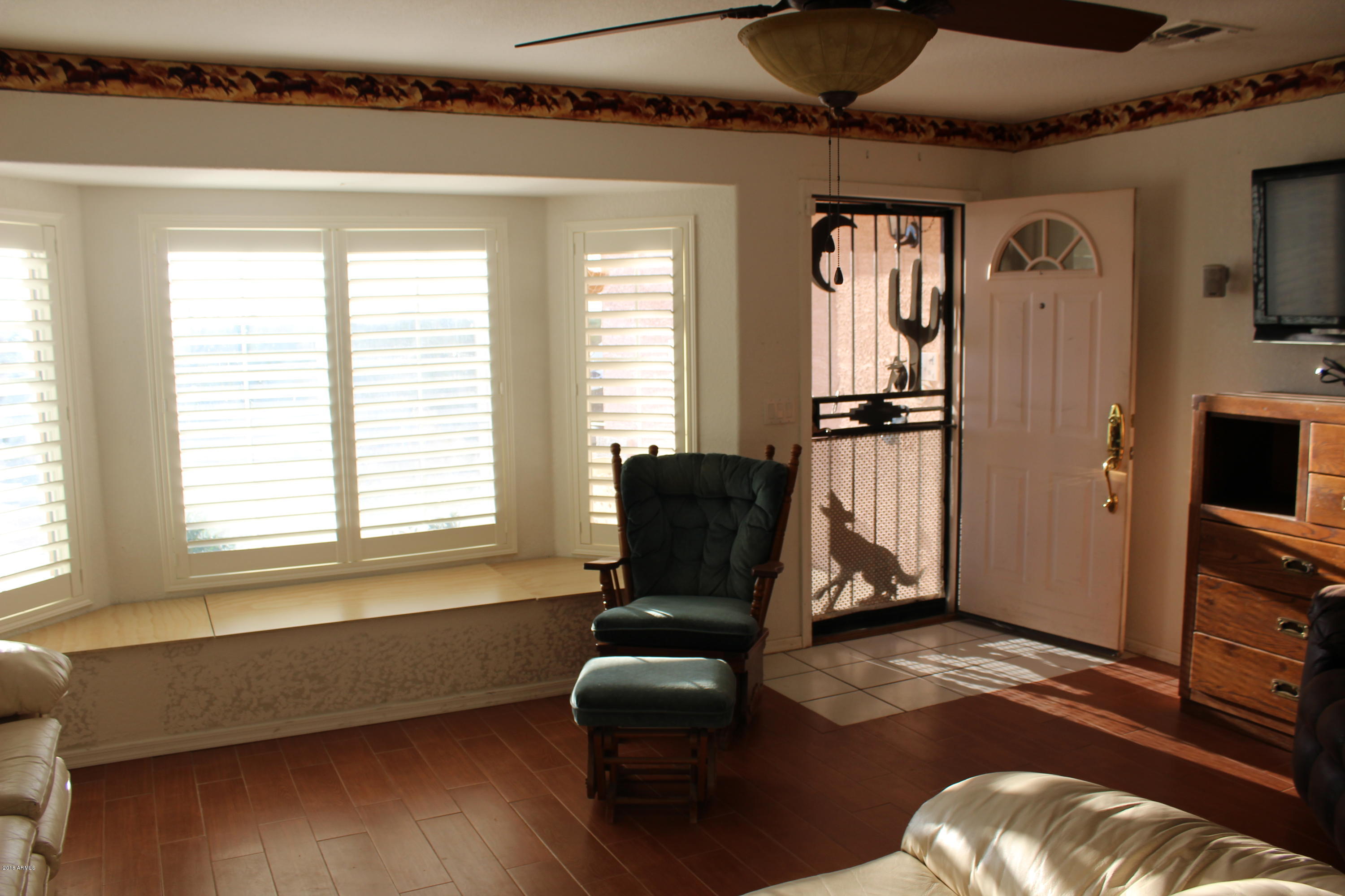 1351 North Tomahawk Road Apache Junction, AZ 85119 - Photo 6 of 43 Greatroom