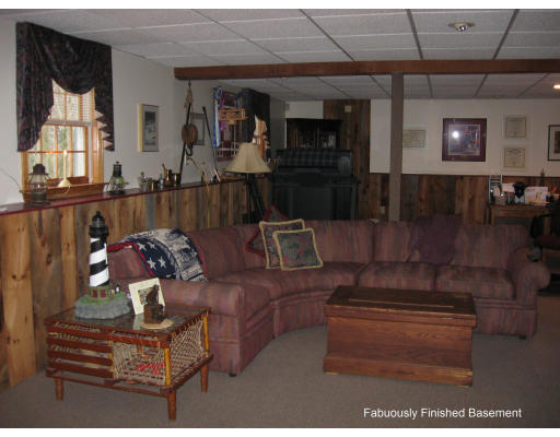 20 Carl Road Walpole, MA 02081 - Photo 24 of 29 Gallery Image 24