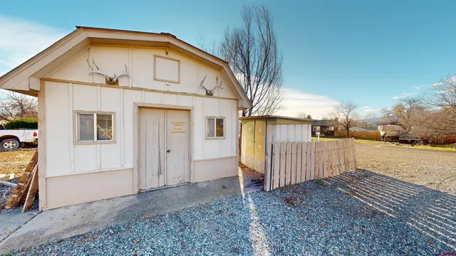 $325,000 | 205 Southeast Frontier Avenue, Cedaredge, CO 81413