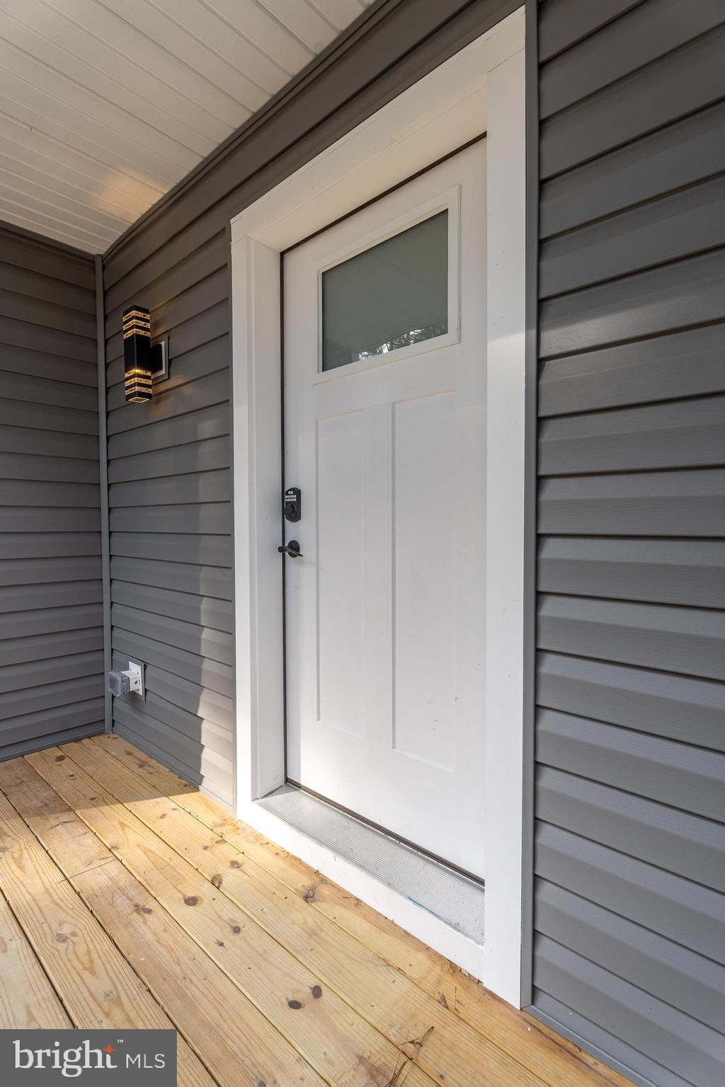 10231 Henry Road Berlin, MD 21811 - Photo 65 of 68 Front door