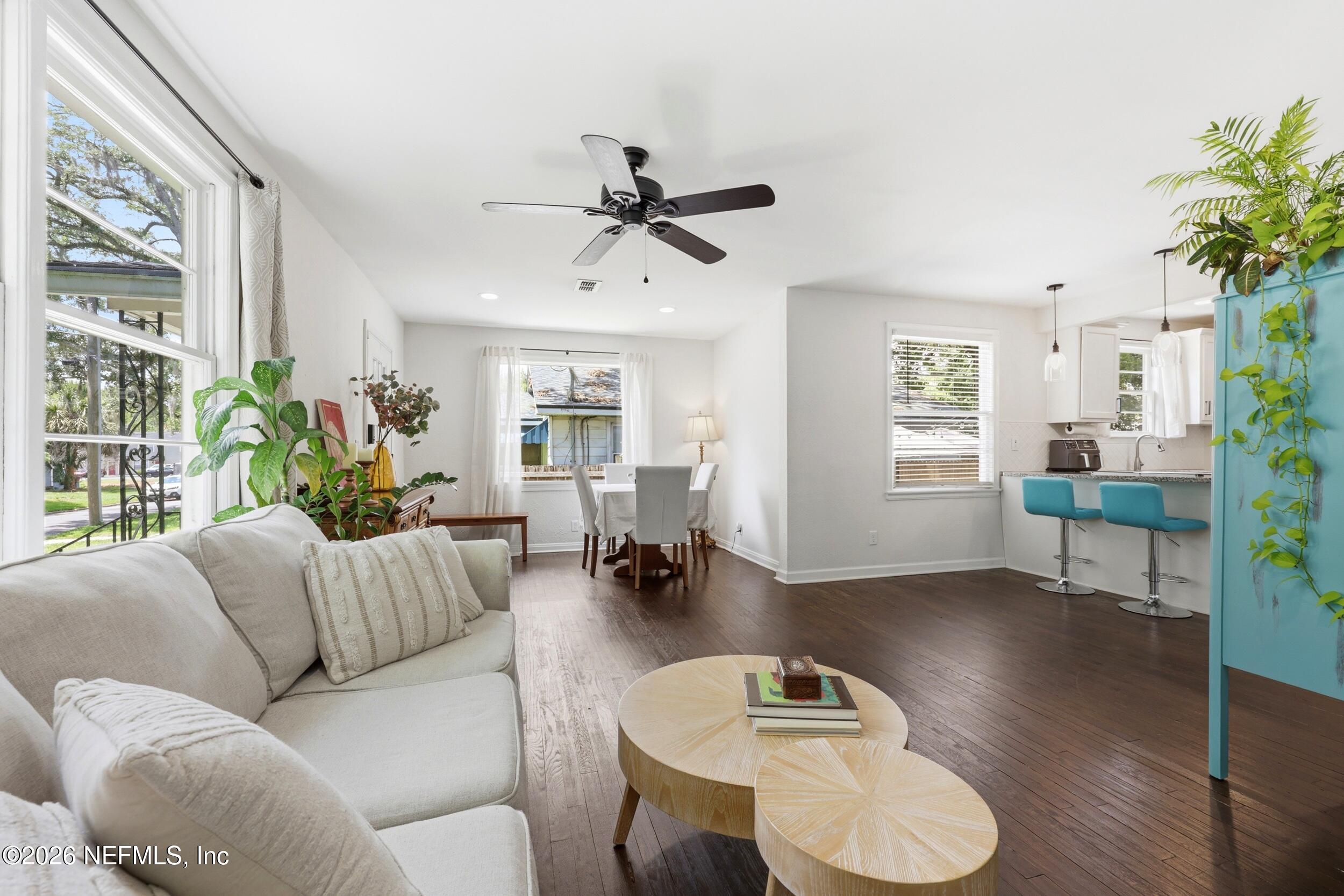 1035 Congleton Terrace Jacksonville, FL 32205 - Photo 4 of 16 The Real Estateographers_010