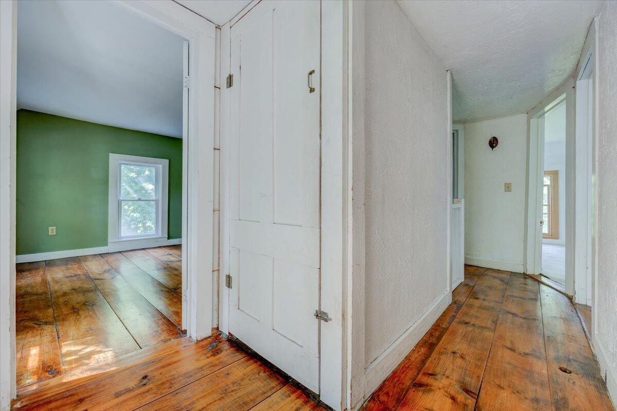39 Pope Road Windham, ME 04062 - Photo 18 of 36 Hallway on 2nd Floor