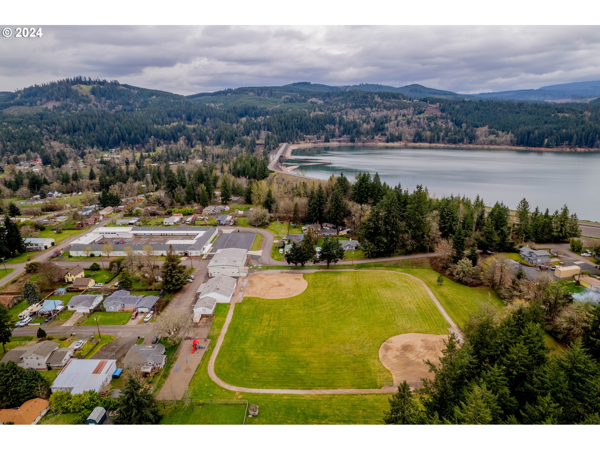 56th Avenue Sweet Home, OR 97386 - Photo 19 of 20 a view of a swimming pool and lake view