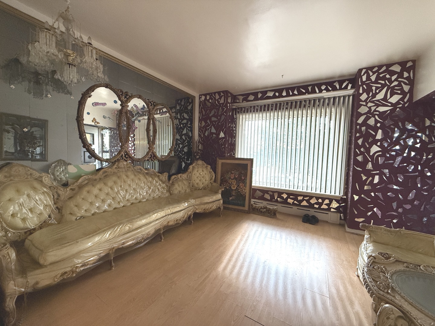 1146 West 88th Street Chicago, IL 60620 - Photo 3 of 23 a living room with furniture and a large window