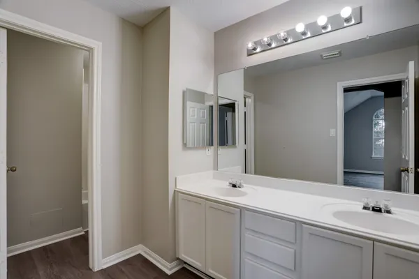 $2,248 | 3924 Highland Vale Court, Fresno, TX 77545