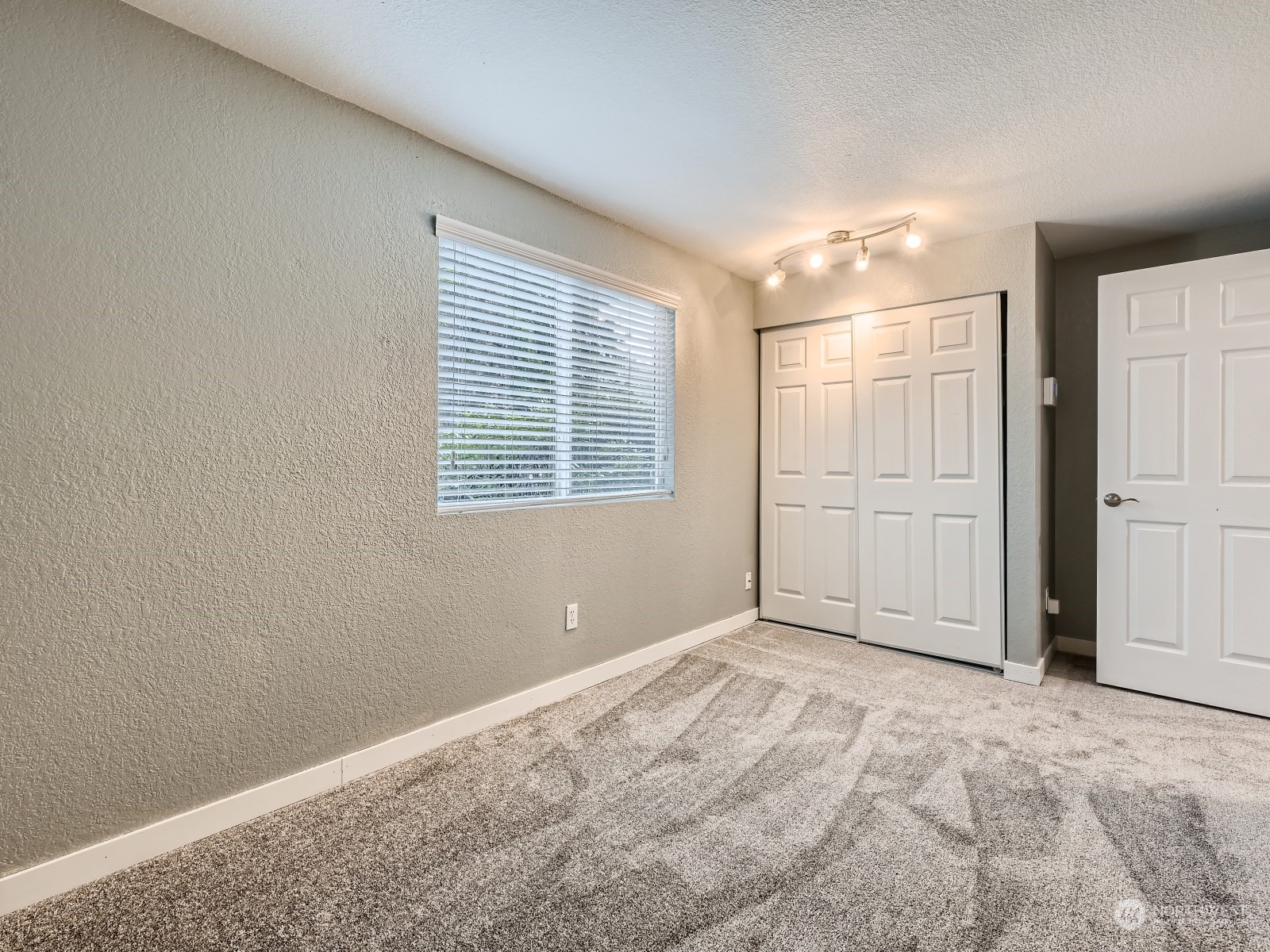 16621 6th Avenue Southeast Bothell, WA 98012 - Photo 11 of 29 Gallery Image 11