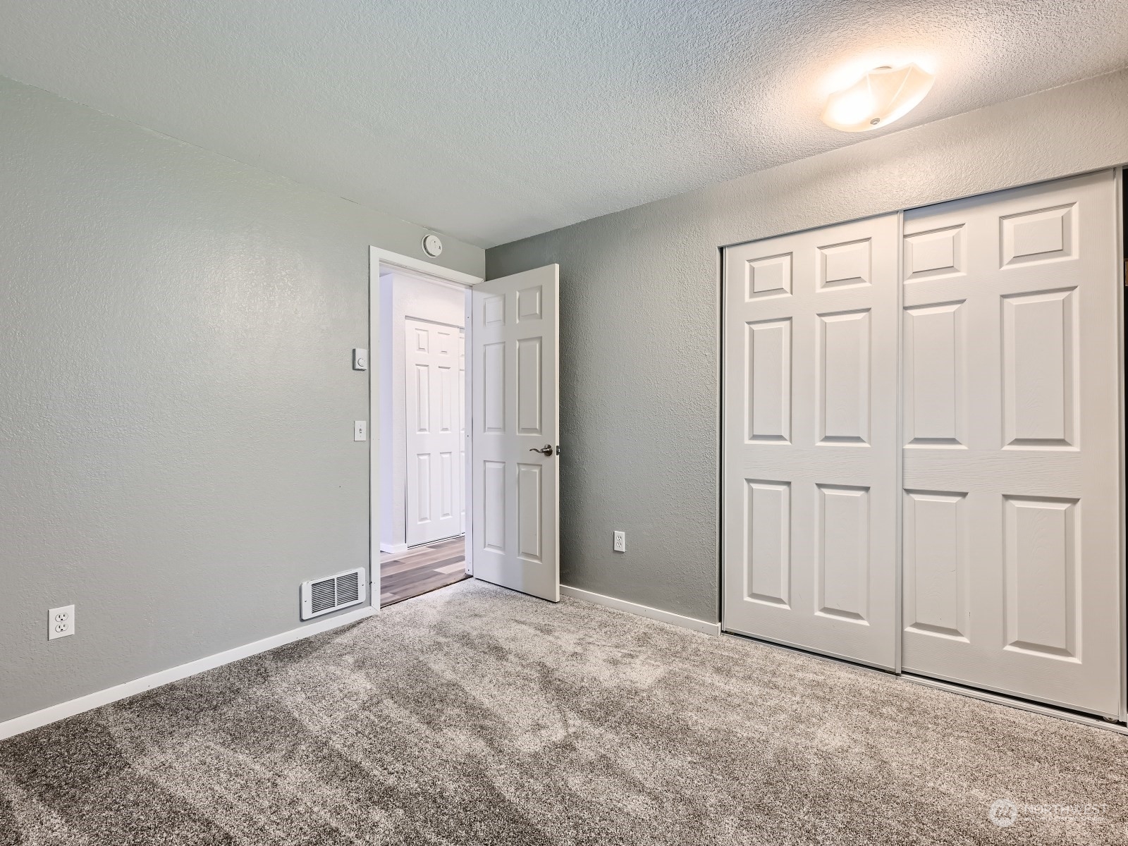 16621 6th Avenue Southeast Bothell, WA 98012 - Photo 15 of 29 Gallery Image 15