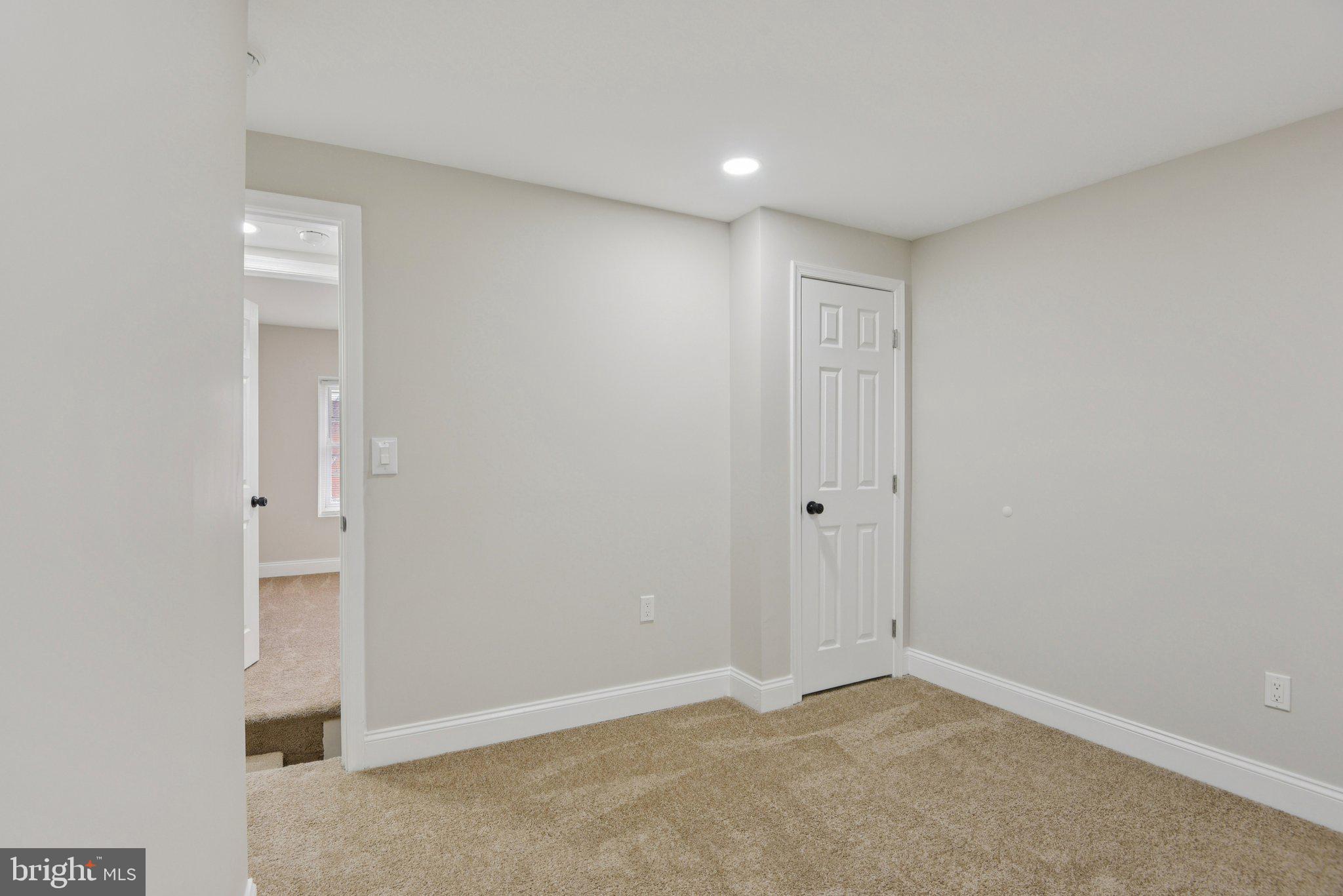 121 South Broadway Baltimore, MD 21231 - Photo 25 of 42