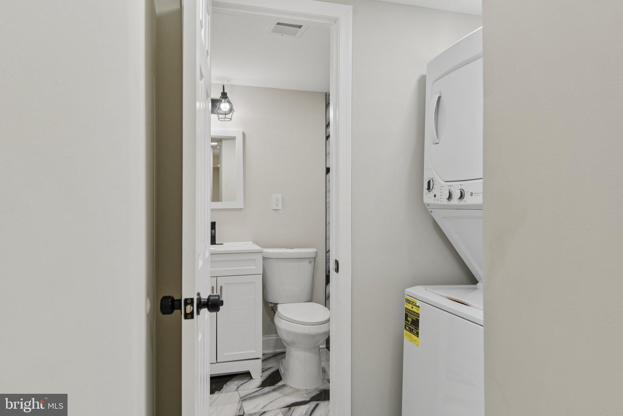 121 South Broadway Baltimore, MD 21231 - Photo 30 of 42