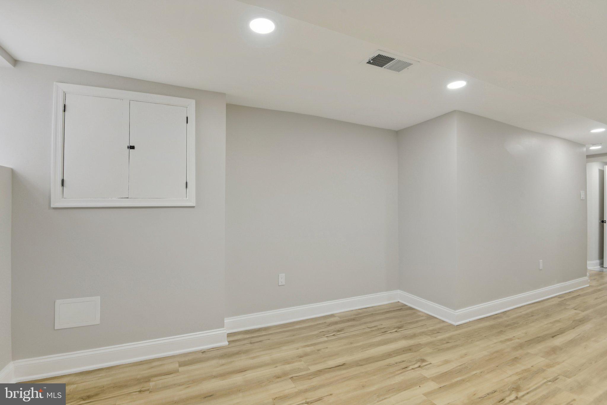 121 South Broadway Baltimore, MD 21231 - Photo 33 of 42