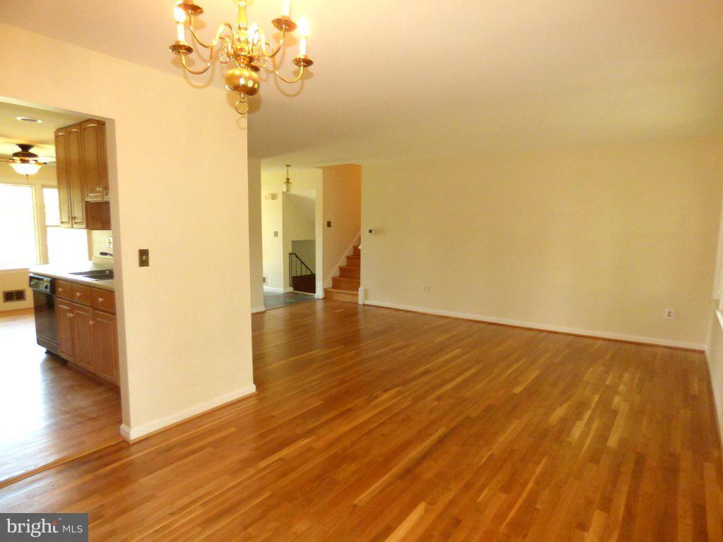 7332 Muncaster Mill Road Rockville, MD 20855 - Photo 7 of 30 Interior (General)