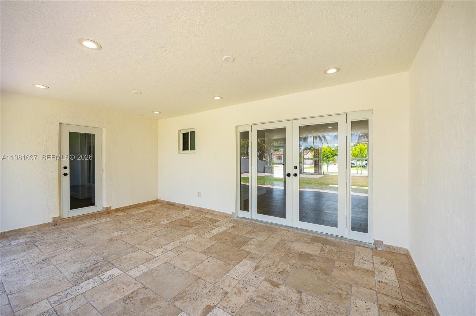 9361 Southwest 16th Street Miami, FL 33165 - Photo 15 of 21