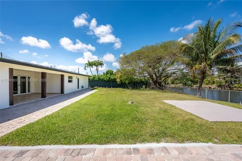 $799,900 | 9361 Southwest 16th Street, Miami, FL 33165