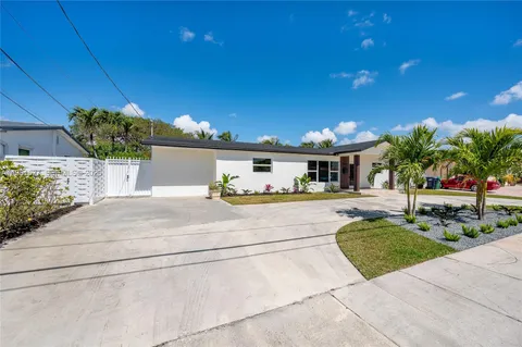 $799,900 | 9361 Southwest 16th Street, Miami, FL 33165