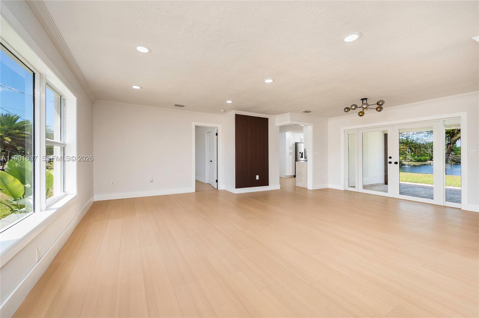 9361 Southwest 16th Street Miami, FL 33165 - Photo 4 of 21