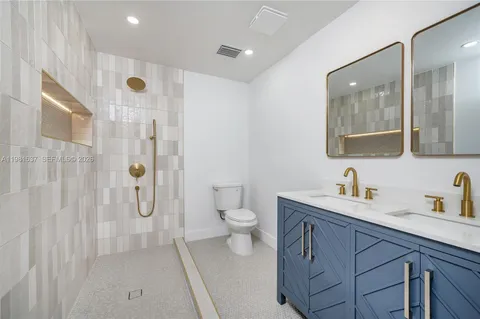 $799,900 | 9361 Southwest 16th Street, Miami, FL 33165