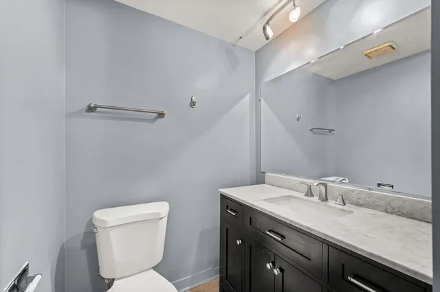 $229,000 | 16160 Apple Lane, Unit 1, Tinley Park, IL 60487