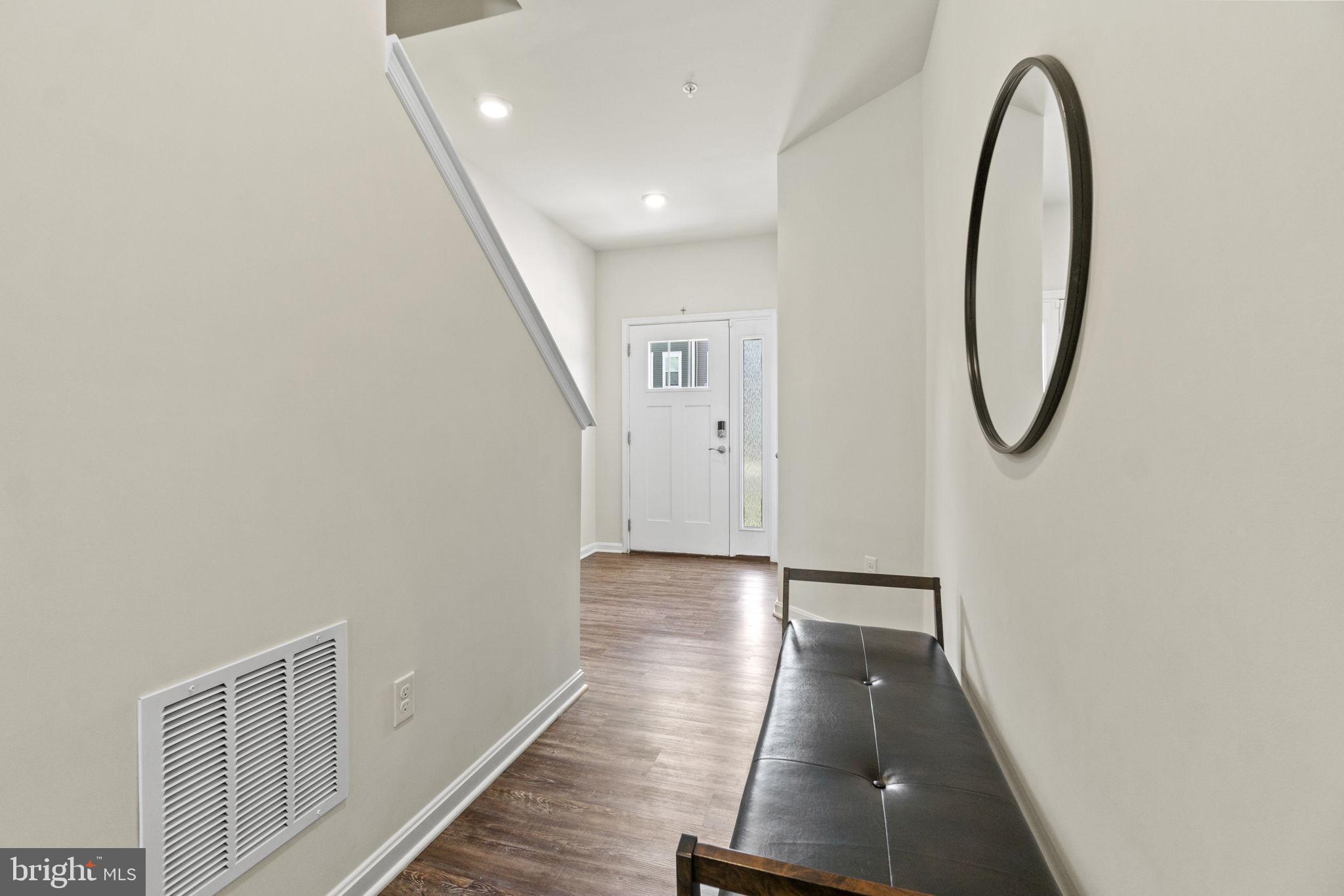 1727 Red Fox Trail Odenton, MD 21113 - Photo 4 of 35 Welcoming foyer