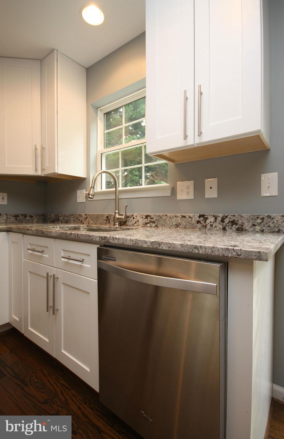 2005 Windys Run Road Catonsville, MD 21228 - Photo 8 of 30 Kitchen