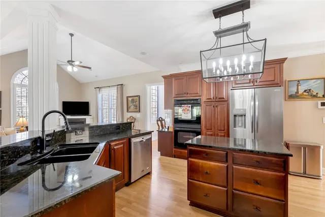 $899,000 | 209 Riverbirch Run, Clemson, SC 29631