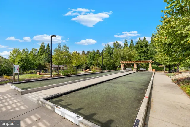 $469,900 | 132 Hyannis Place, Fredericksburg, VA 22406