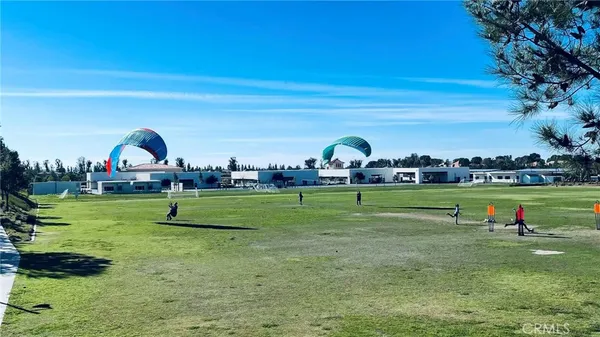 $4,900 | 140 Parkwood, Irvine, CA 92620