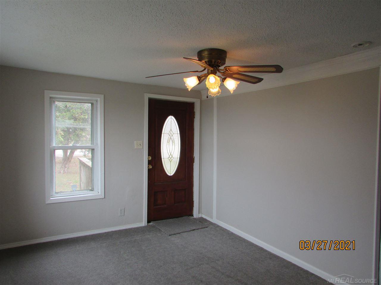 6047 Jeddo Road Jeddo, MI 48032 - Photo 6 of 27 50037438-5.JPG