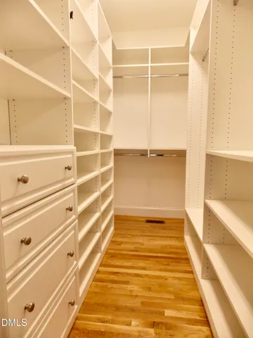 $2,795 | 709 Holden Street, Raleigh, NC 27604