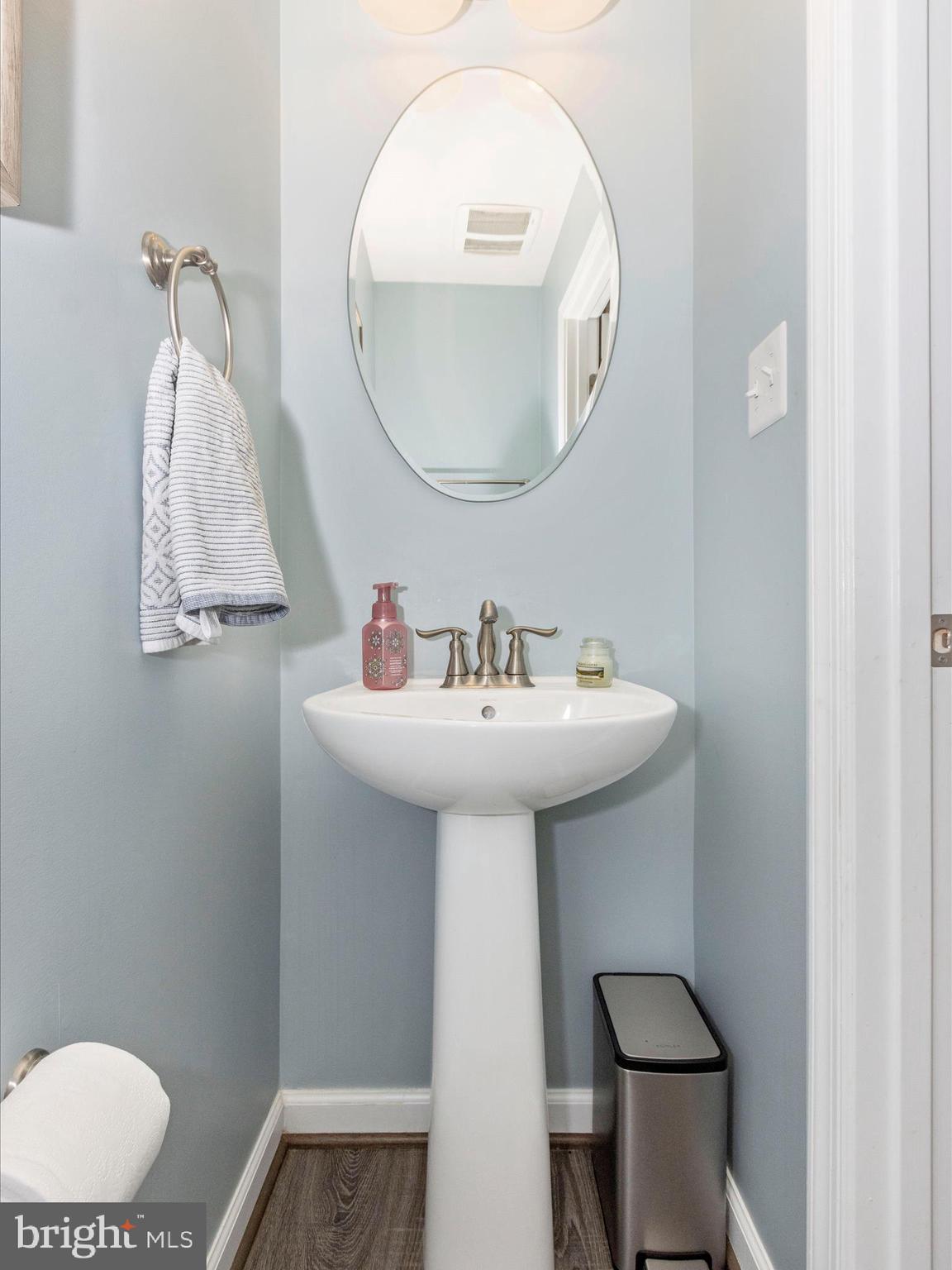 6401 Walcott Lane Frederick, MD 21703 - Photo 21 of 55 Powder Room