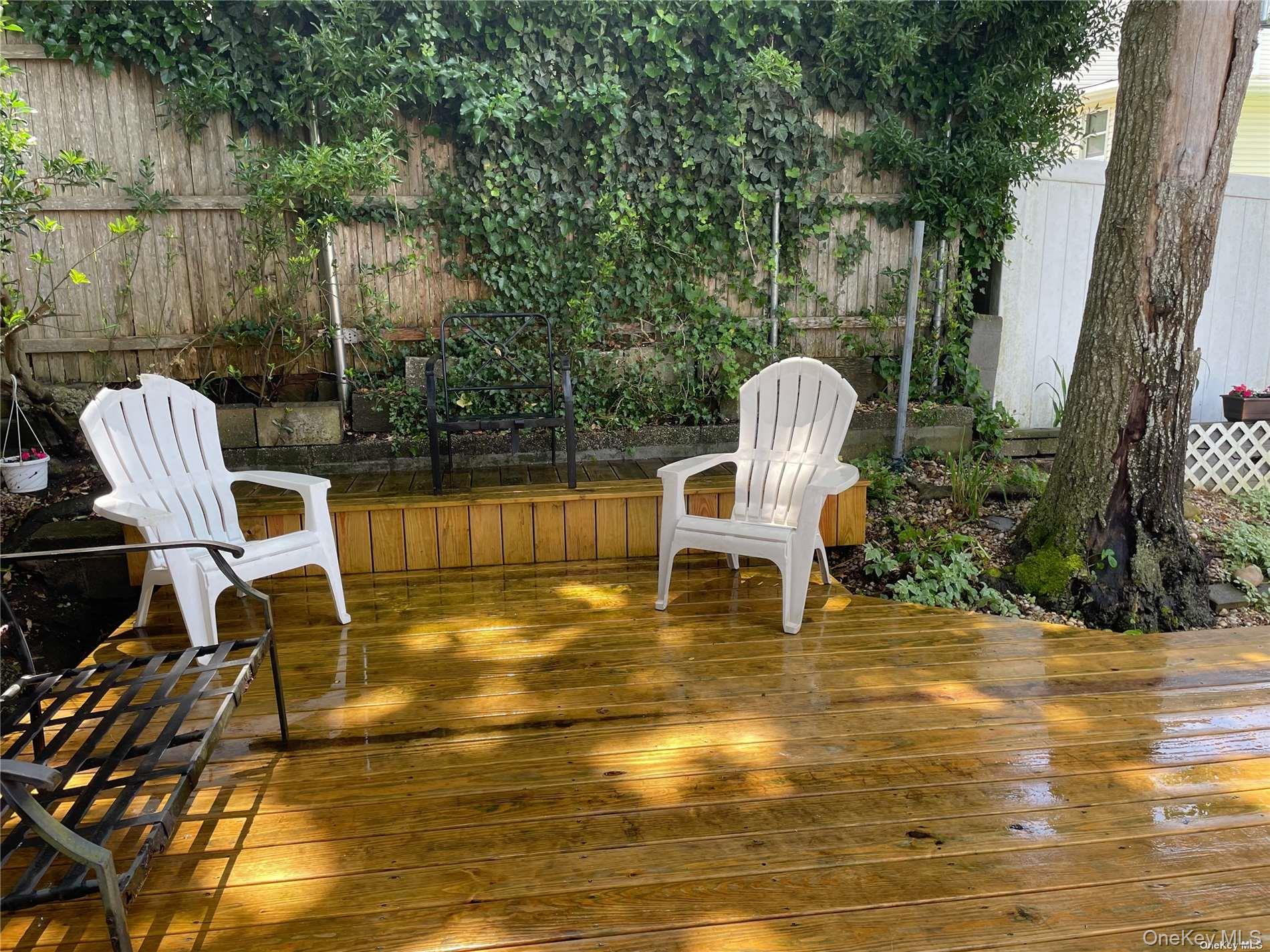 32 Neptune Road Rocky Point, NY 11778 - Photo 11 of 35