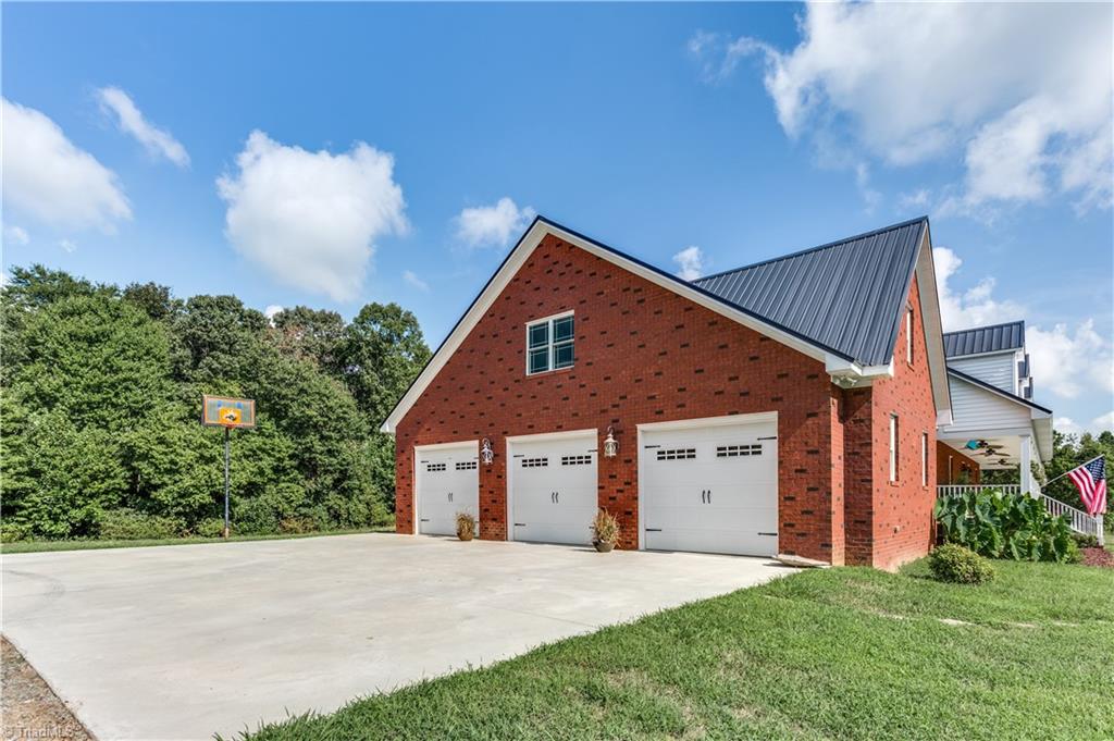 3590 Trinity Church Road Seagrove, NC 27341 - Photo 4 of 30