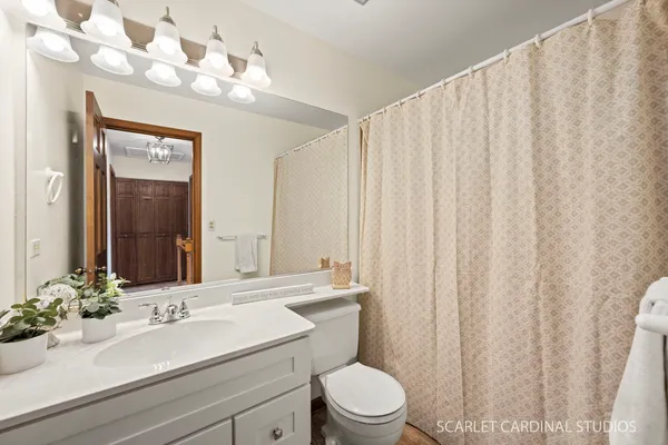 $469,900 | 749 Holly Drive, Bartlett, IL 60103