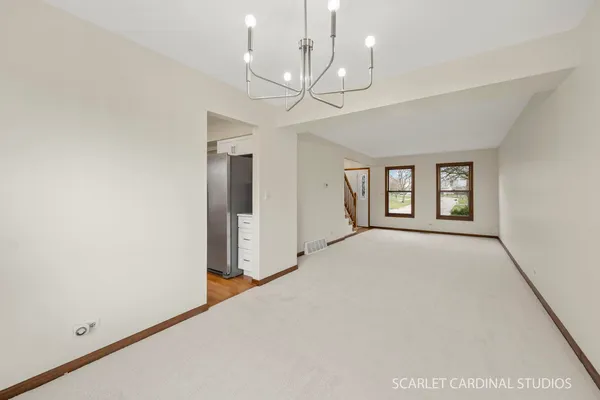 $469,900 | 749 Holly Drive, Bartlett, IL 60103