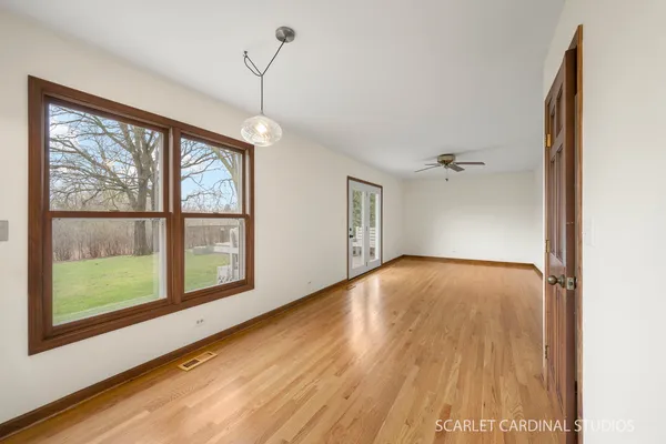 $469,900 | 749 Holly Drive, Bartlett, IL 60103
